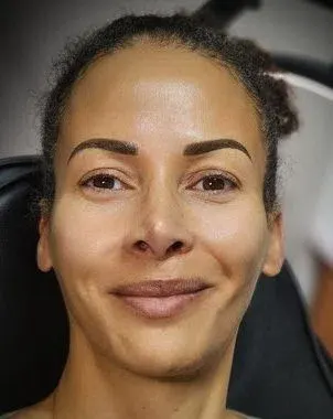 Powder/Ombre Brows